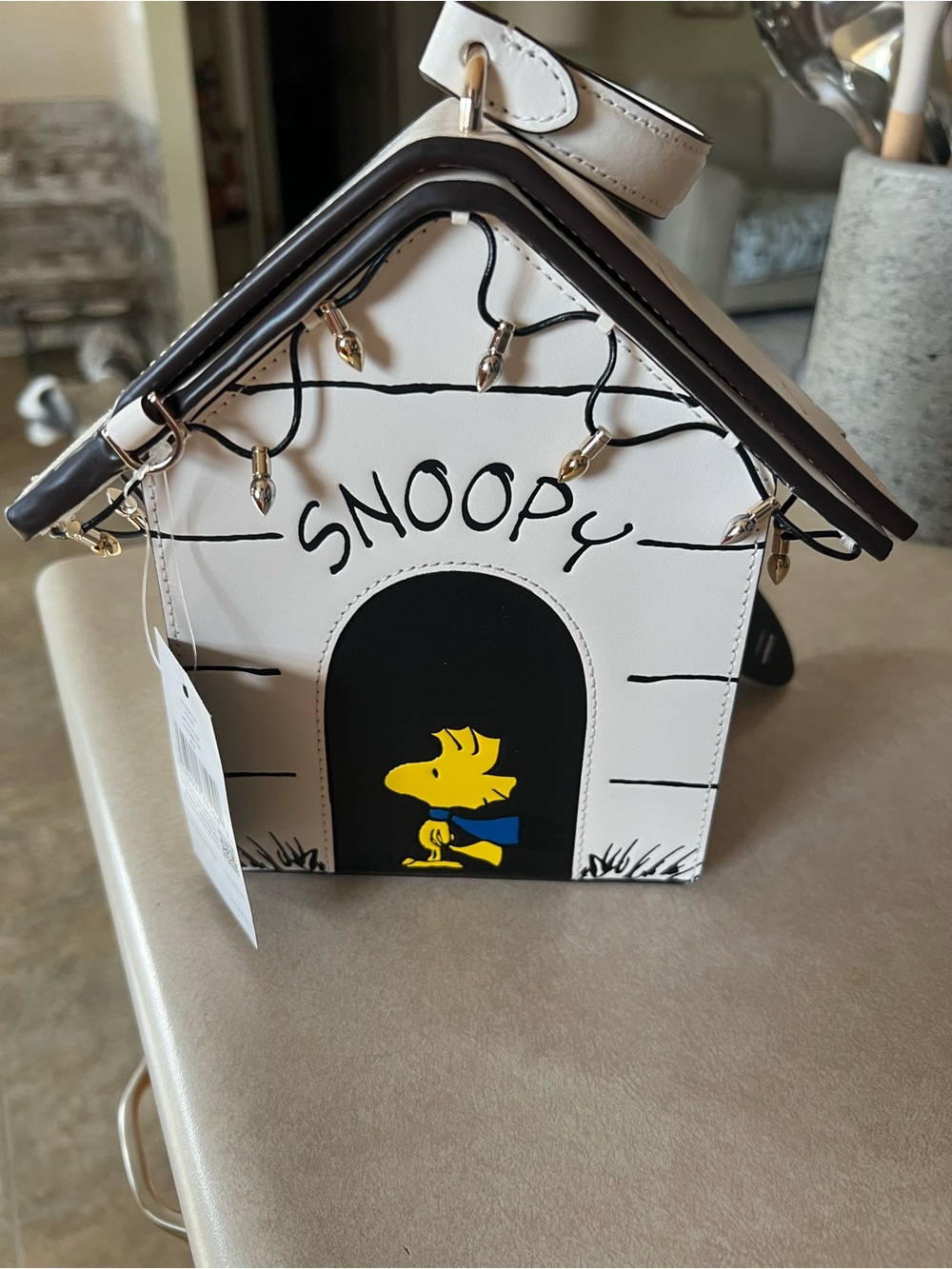 Kate Spade X Peanuts Snoopy 3D Dog House Cross Body Bag NWT